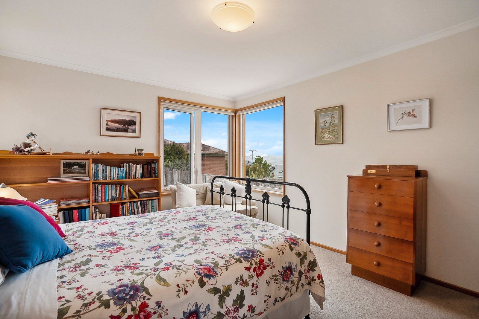 3/18 Hooper Crescent MOUNT STUART 6