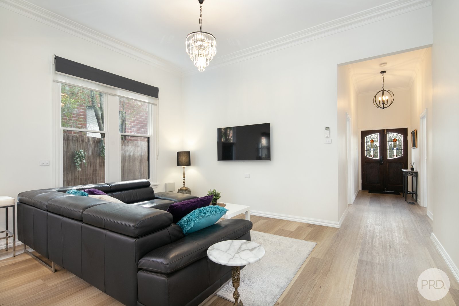 318 Joseph Street CANADIAN 8