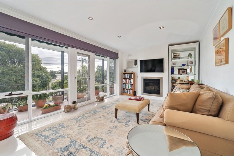 Brilliant Lifestyle with City Views