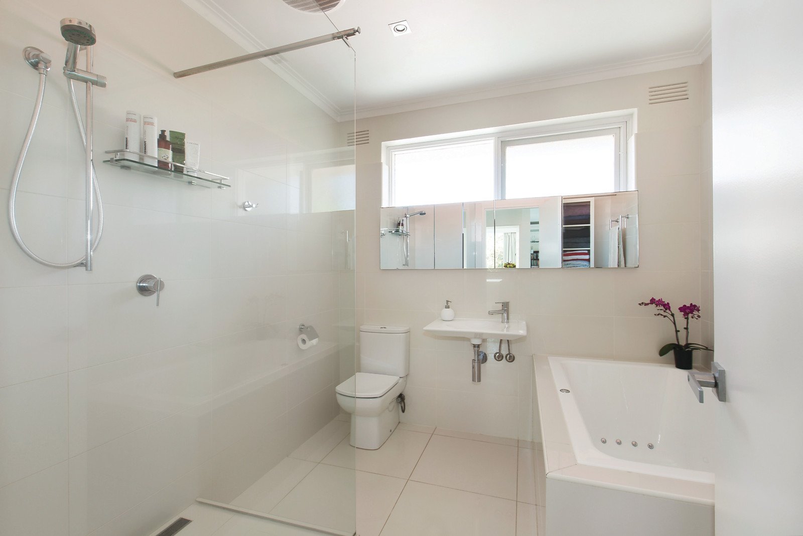 3/18 Louise Avenue, Mont Albert, VIC