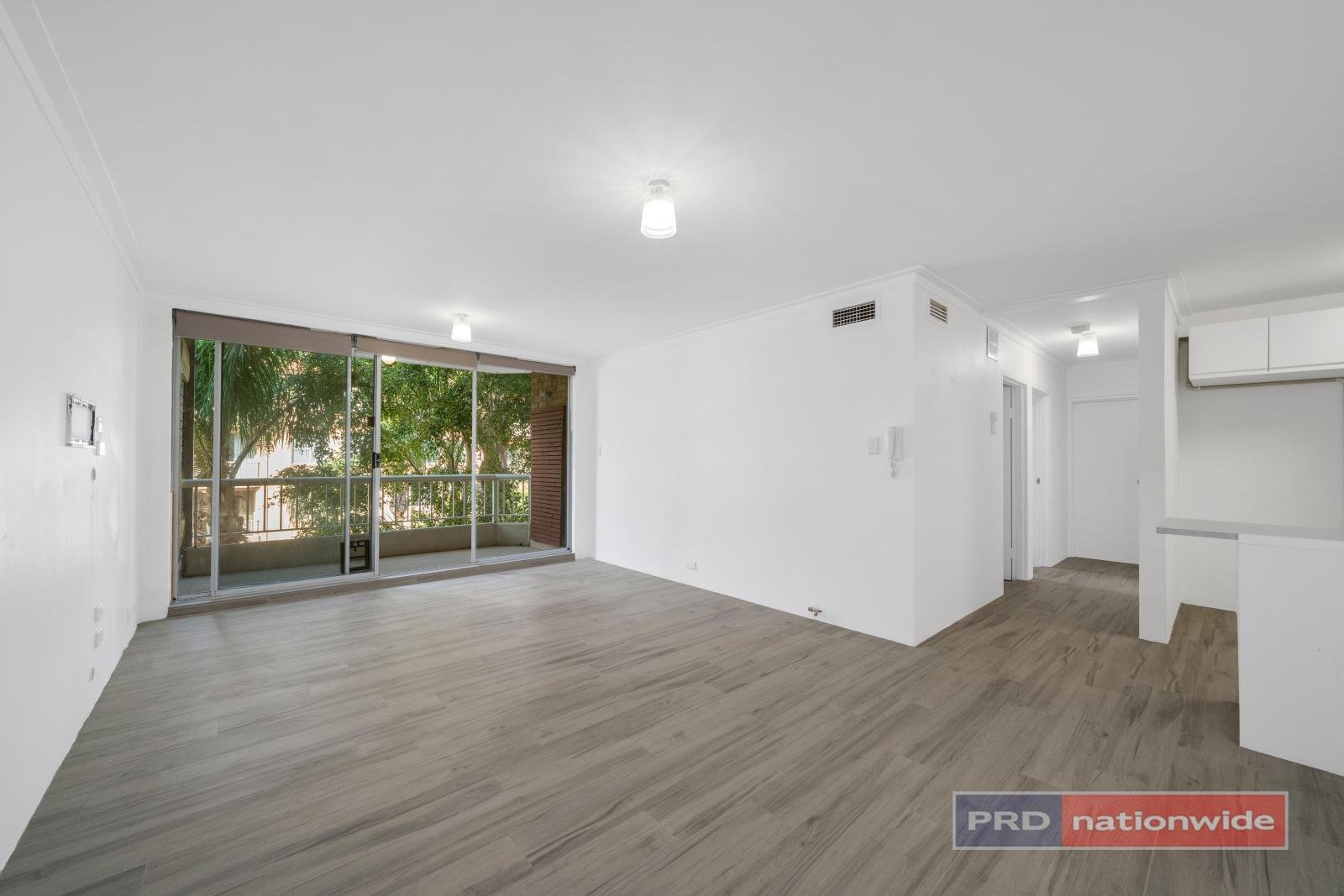 31/8 Mead Drive CHIPPING NORTON 1