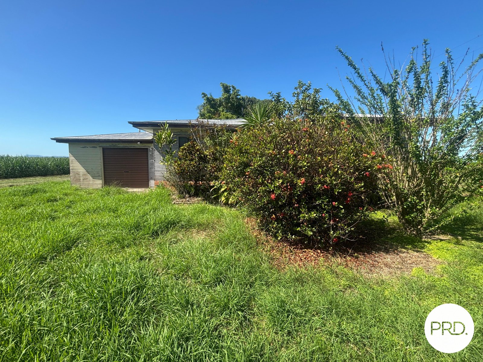 318 OAKENDEN SARINA Road OAKENDEN 10