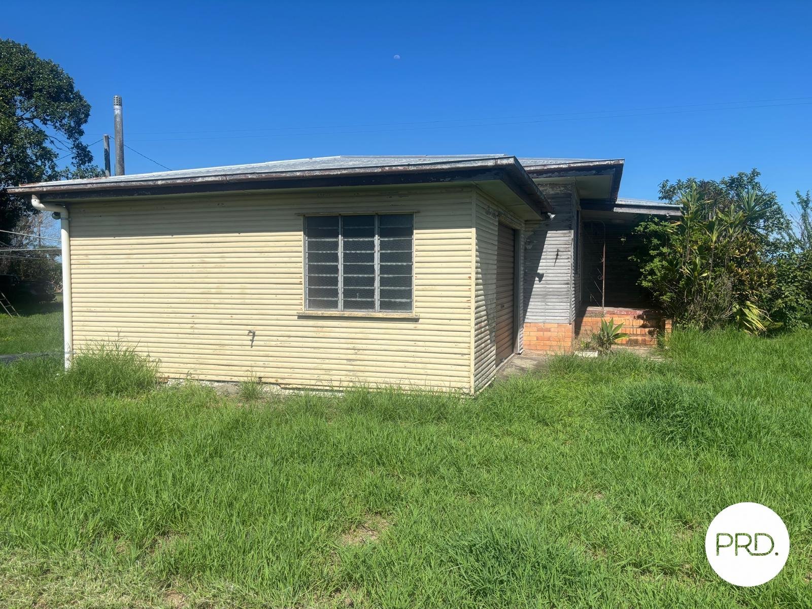 318 OAKENDEN SARINA Road OAKENDEN 11