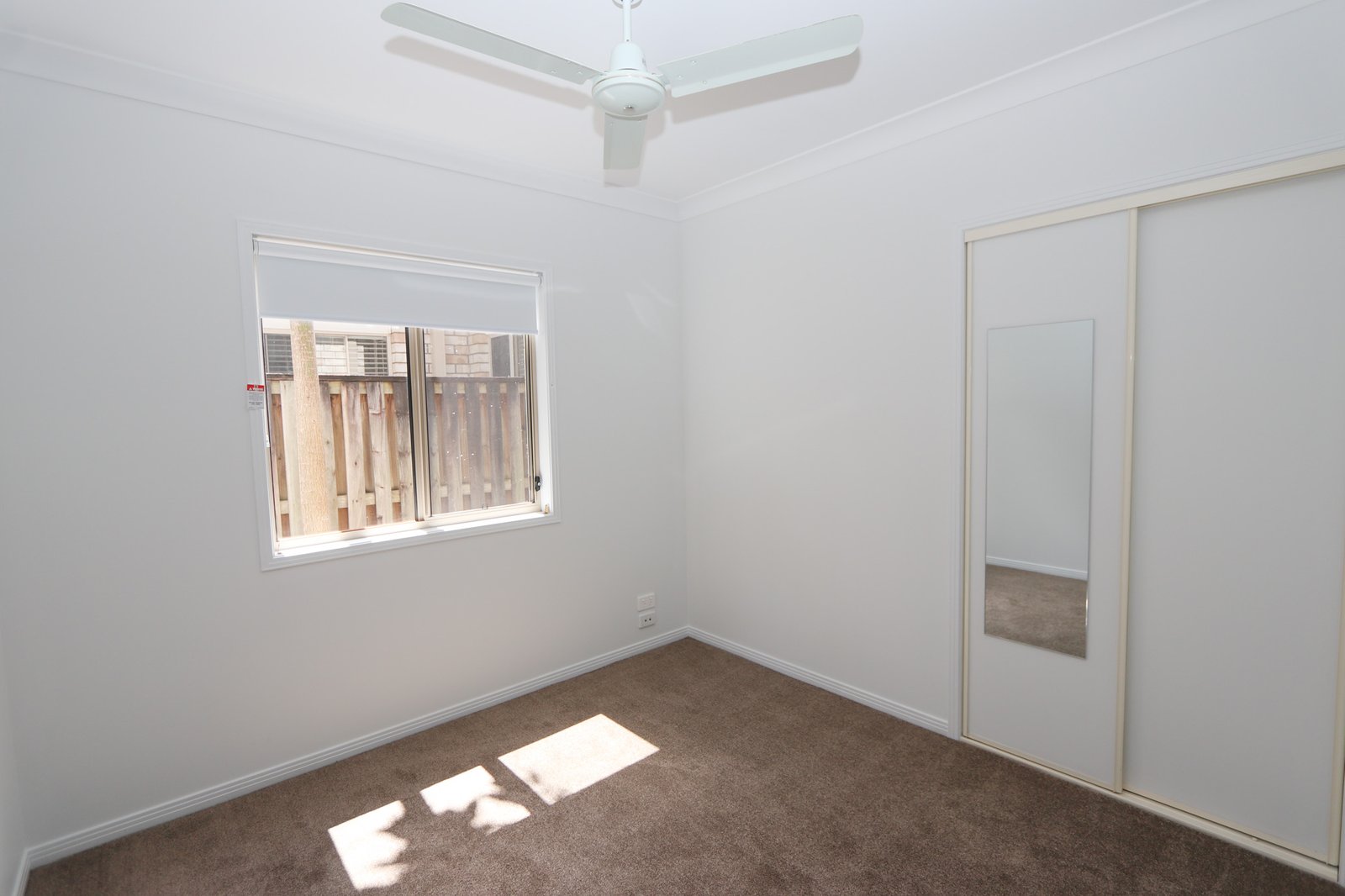 3/18 Pilar Court MOLENDINAR 10