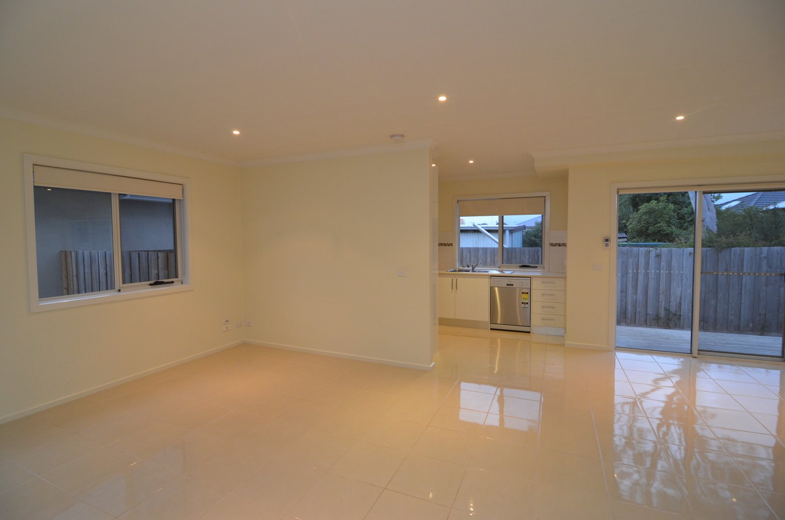 Gallery: 3/18 Portarlington Road