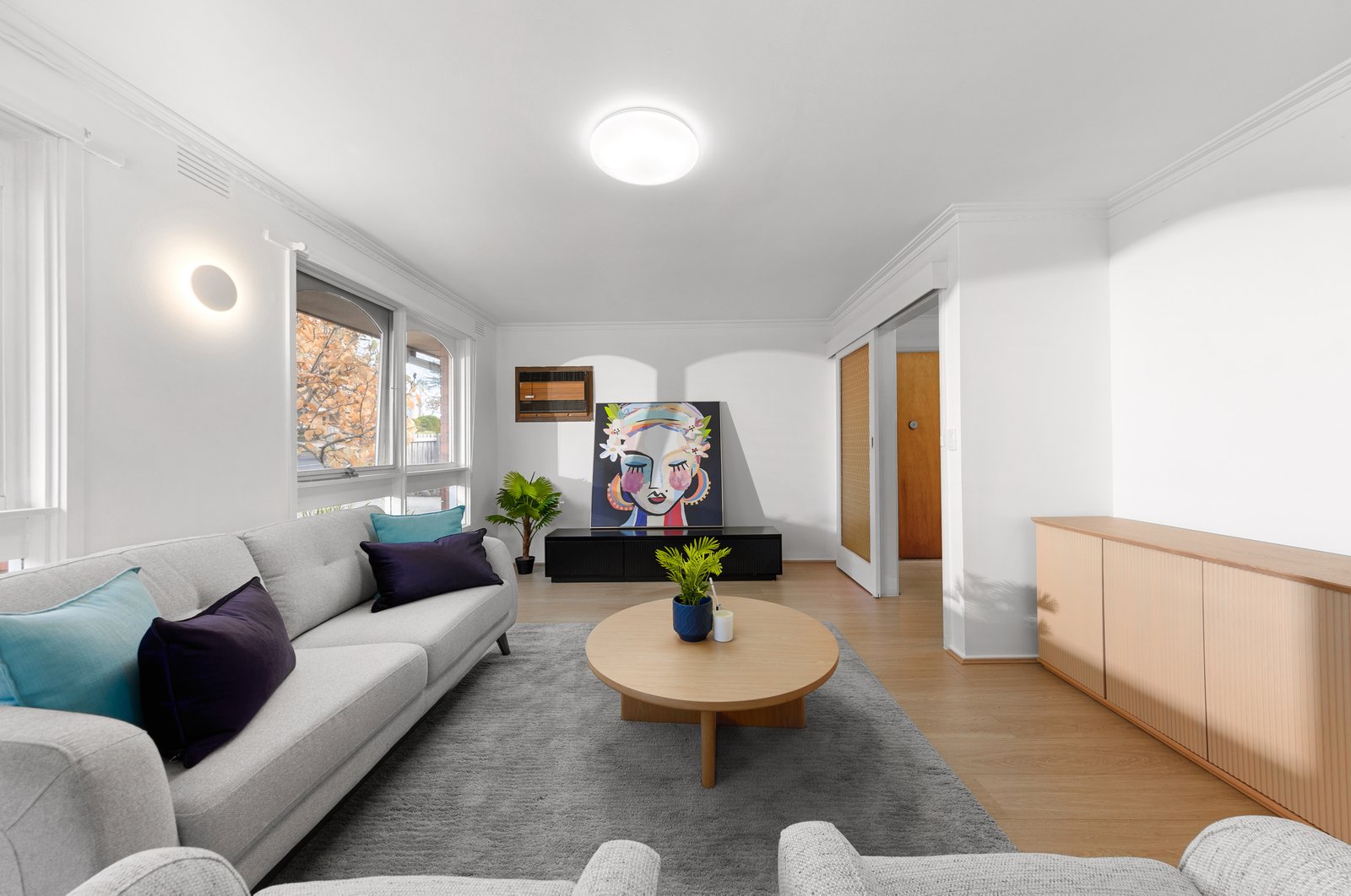 Gallery: 3/18 Thames Street