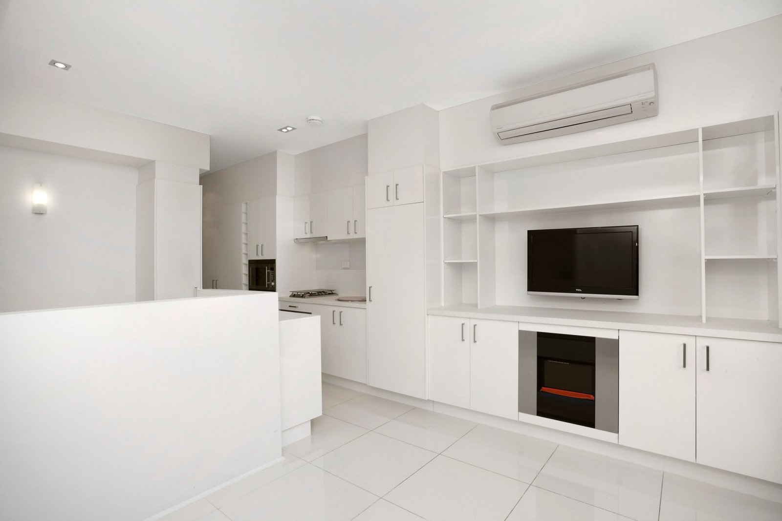 Gallery: 318/18-34 Station Street