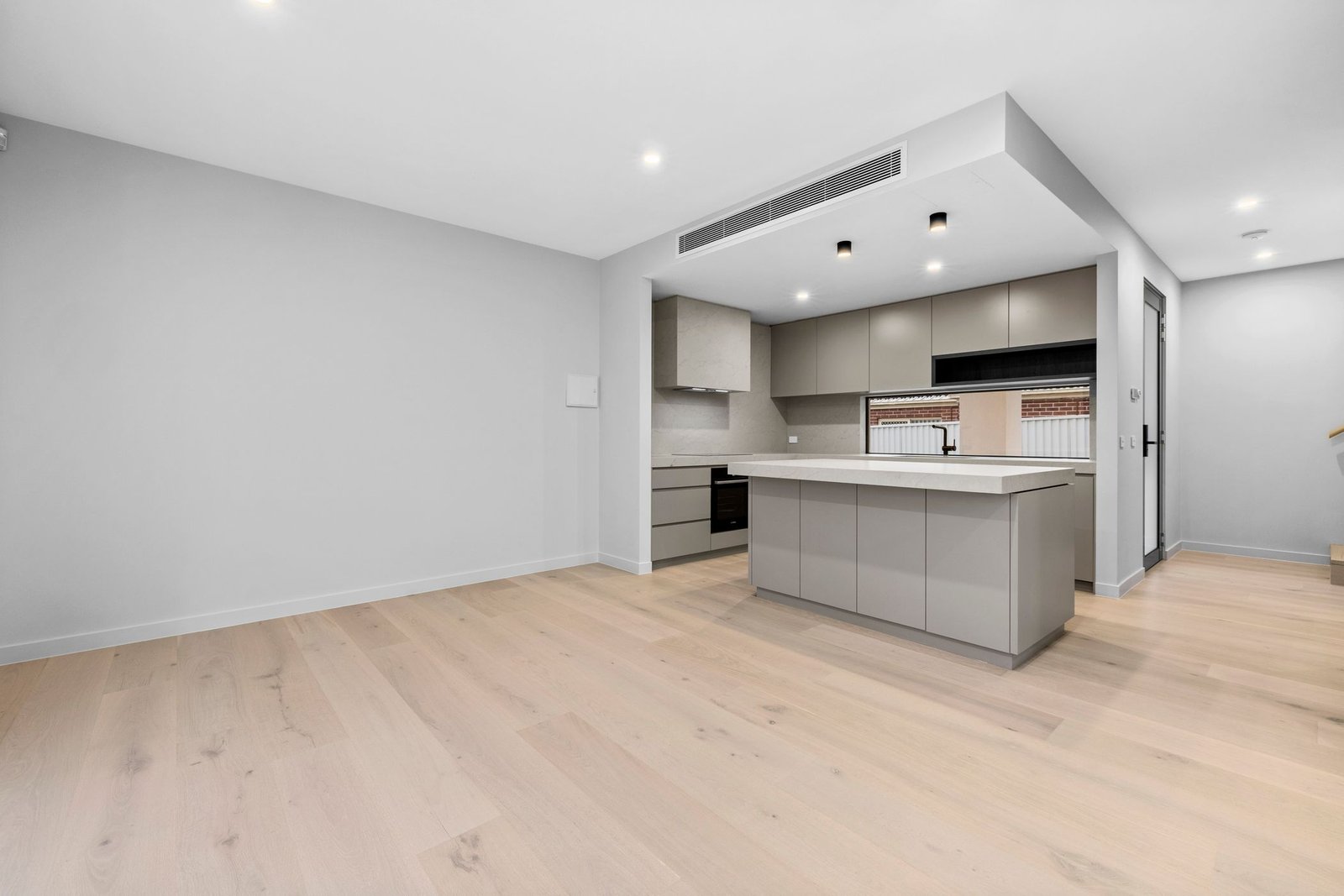 Gallery: 3/1845 Dandenong Road