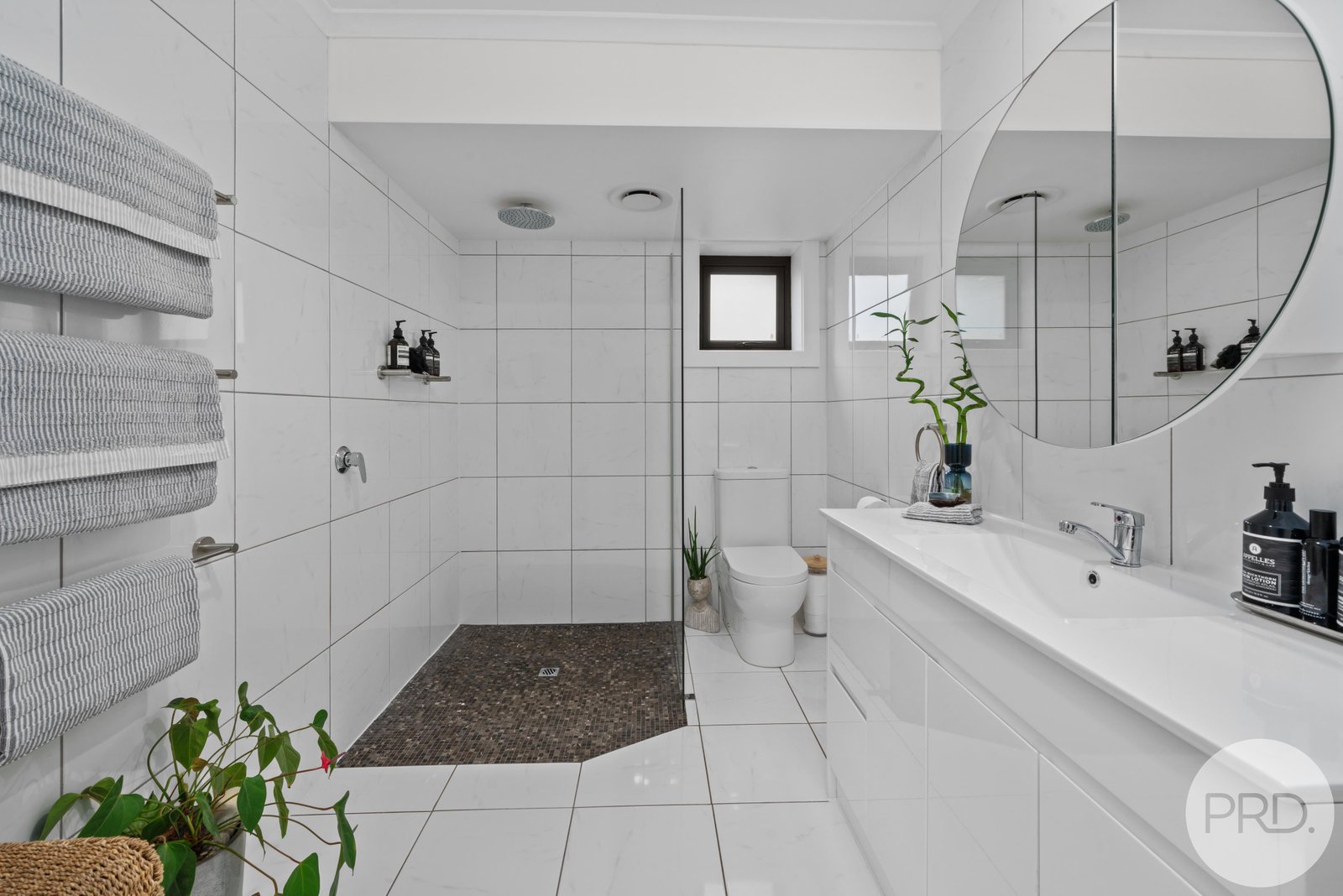 3185 South Arm Road SOUTH ARM 5