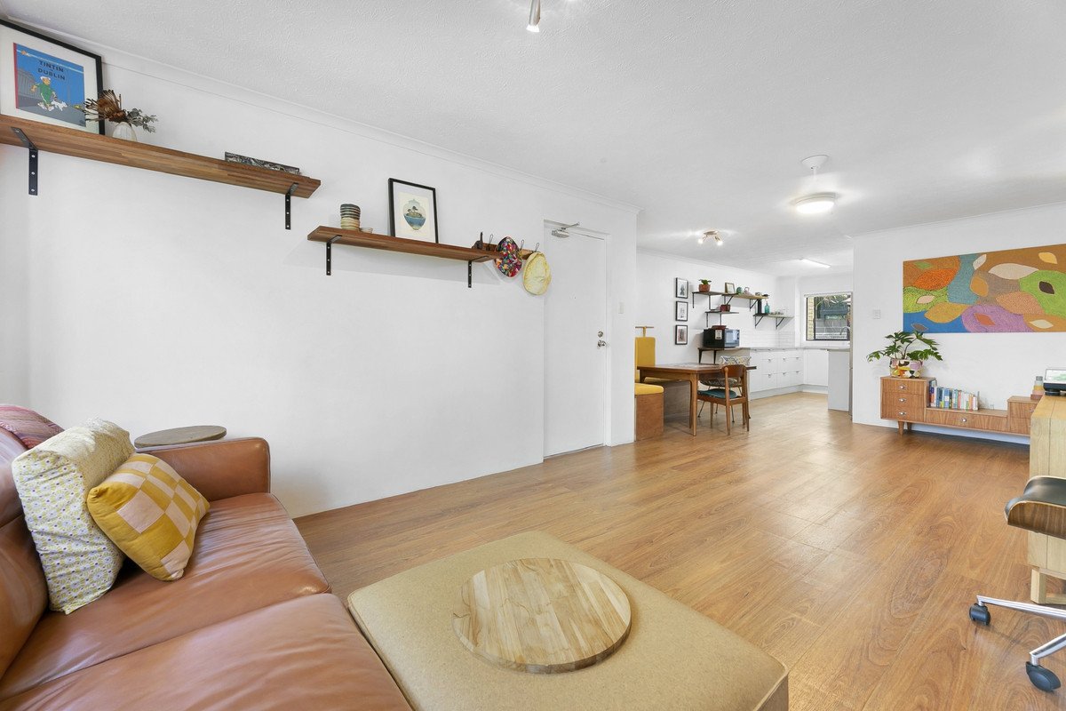 3/1881 Gold Coast Highway BURLEIGH HEADS 1