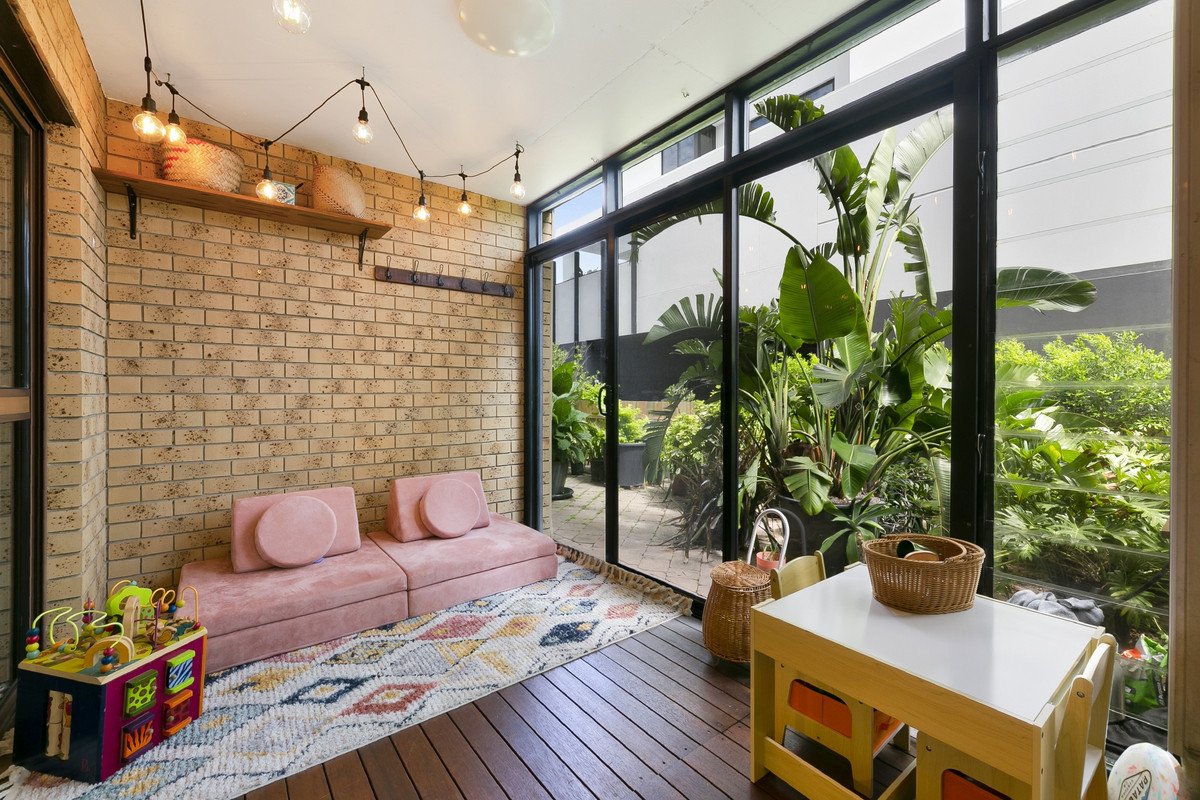 3/1881 Gold Coast Highway BURLEIGH HEADS 3