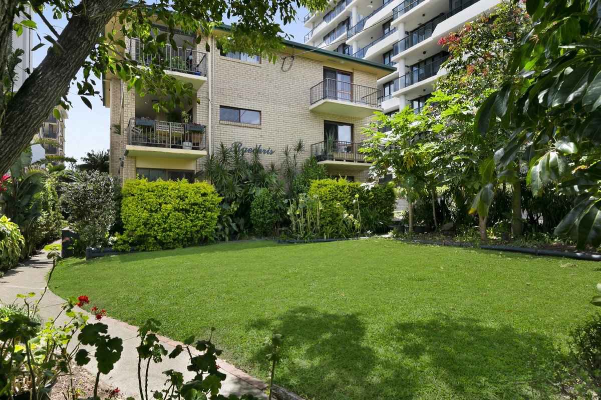 3/1881 Gold Coast Highway BURLEIGH HEADS 17