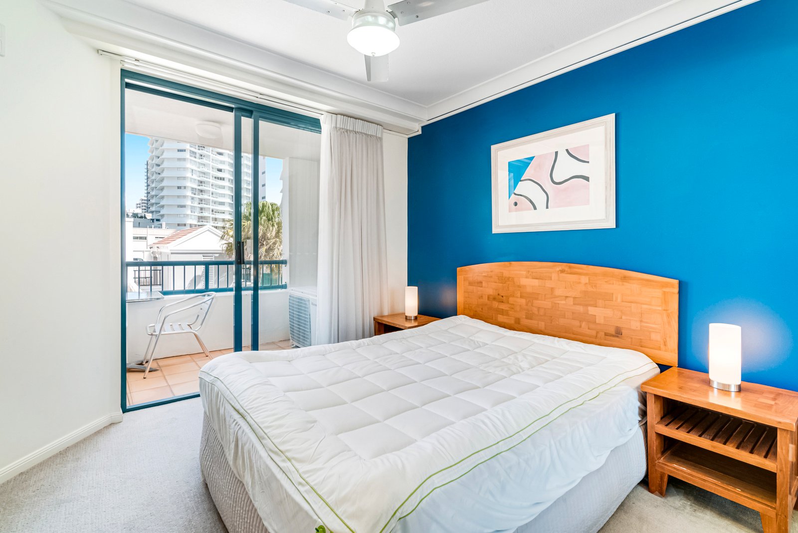 318/99 Griffith Street COOLANGATTA 5
