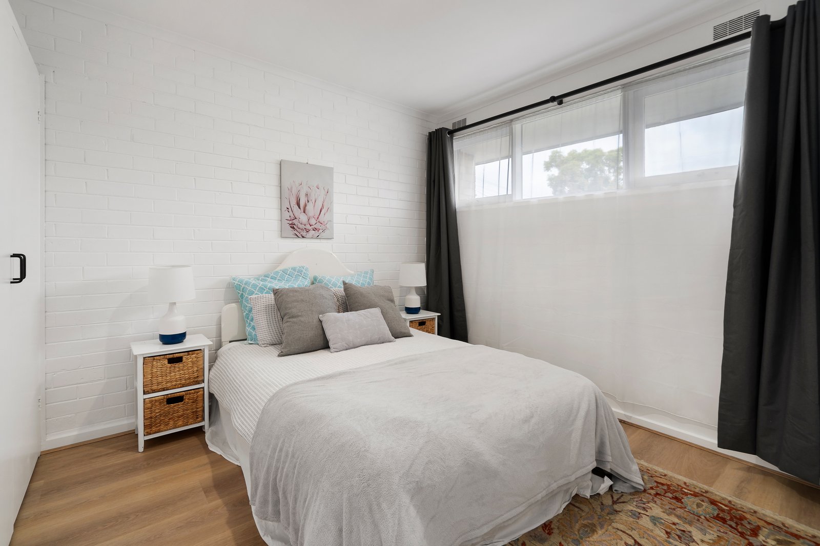Gallery: 3/19-21 Fairway Street