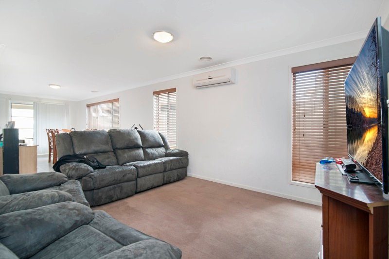 319 Howard Street JACKASS FLAT 2
