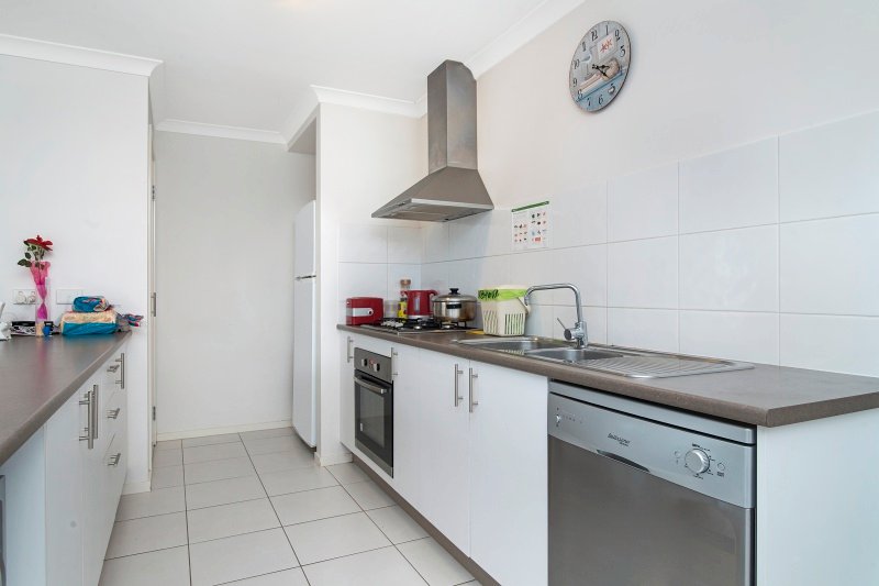 319 Howard Street JACKASS FLAT 3