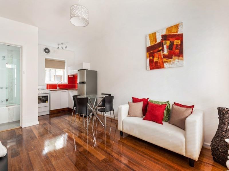 Gallery: 3/19 Kingsville Street