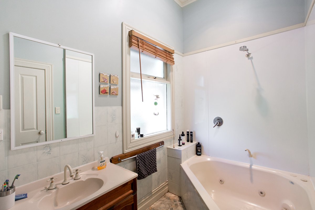 Gallery: 319 Ligar Street