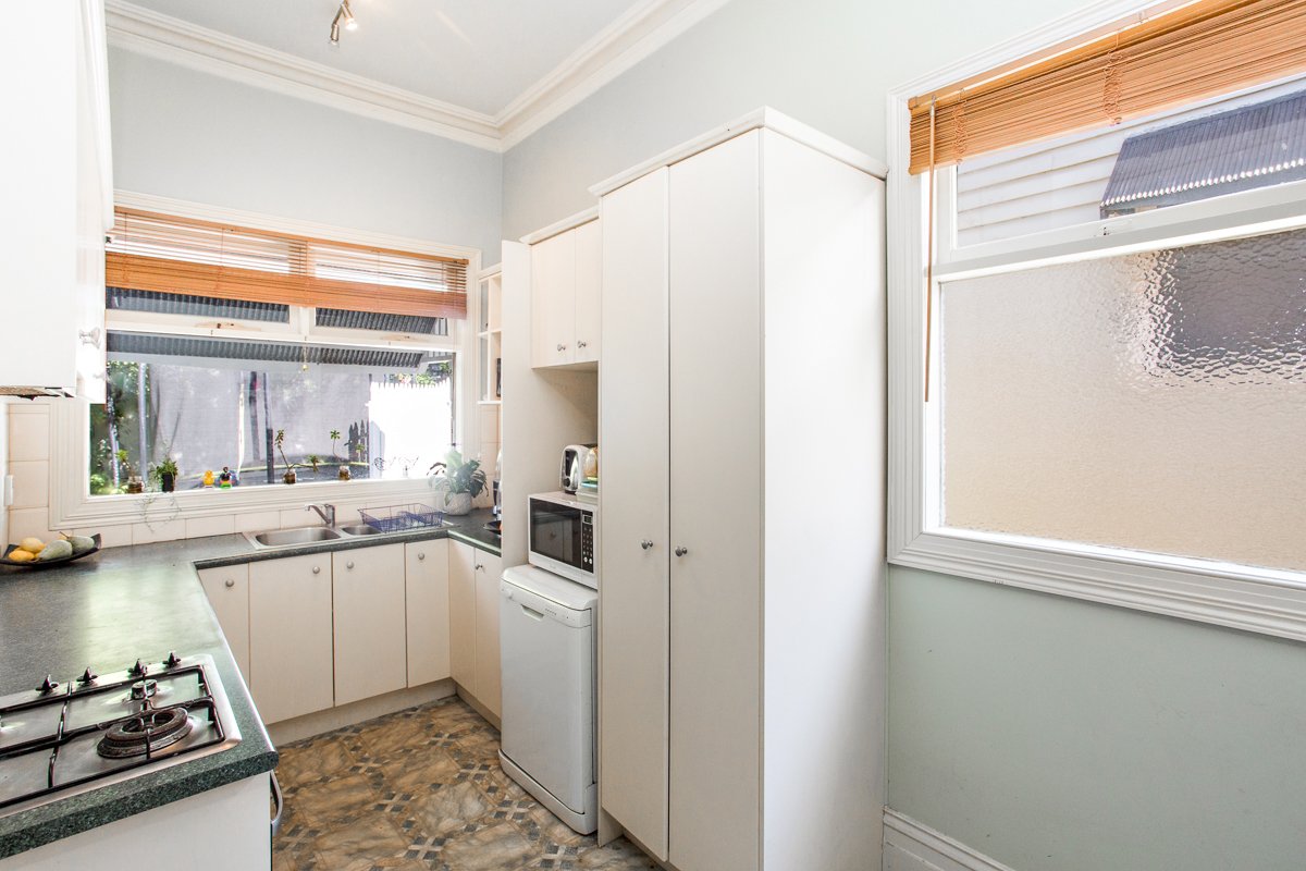 Gallery: 319 Ligar Street