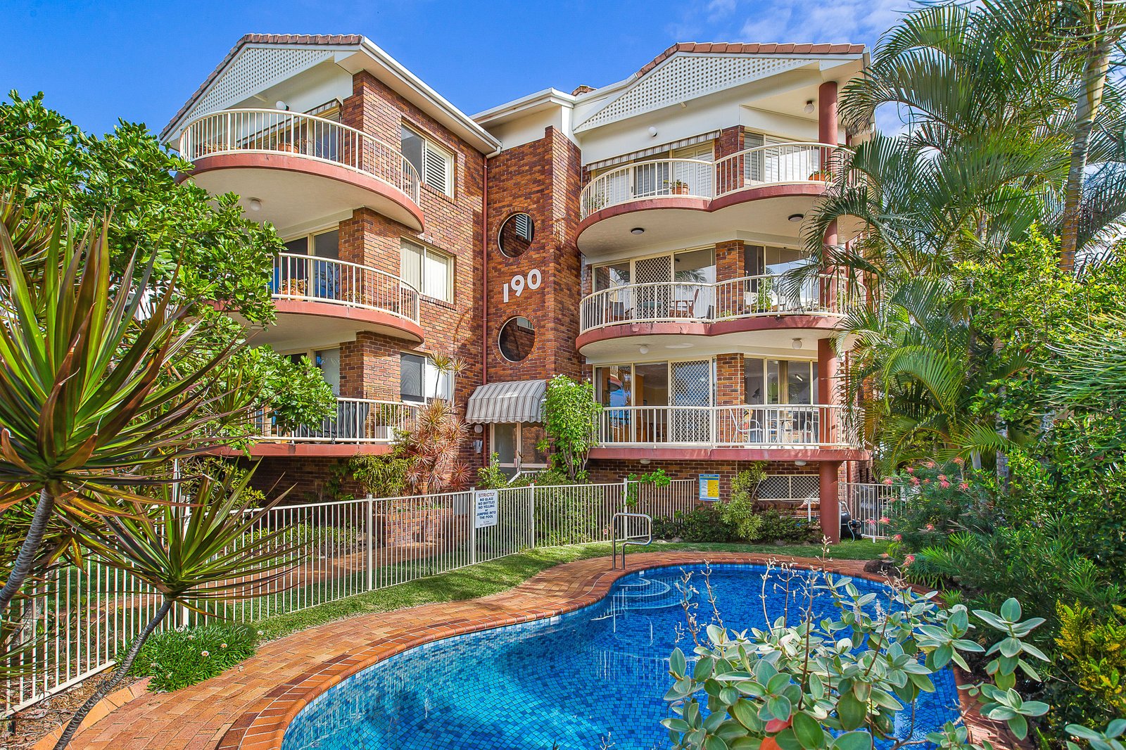 3/190 Marine Parade KINGSCLIFF 3