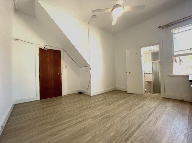 3/192 St Johns Road GLEBE 3