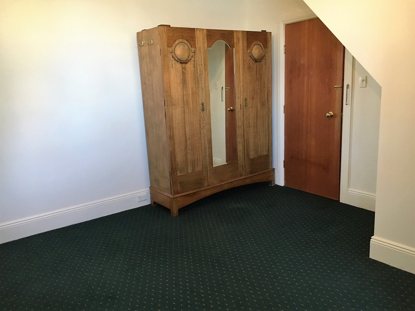 3/192 St Johns Road GLEBE 4