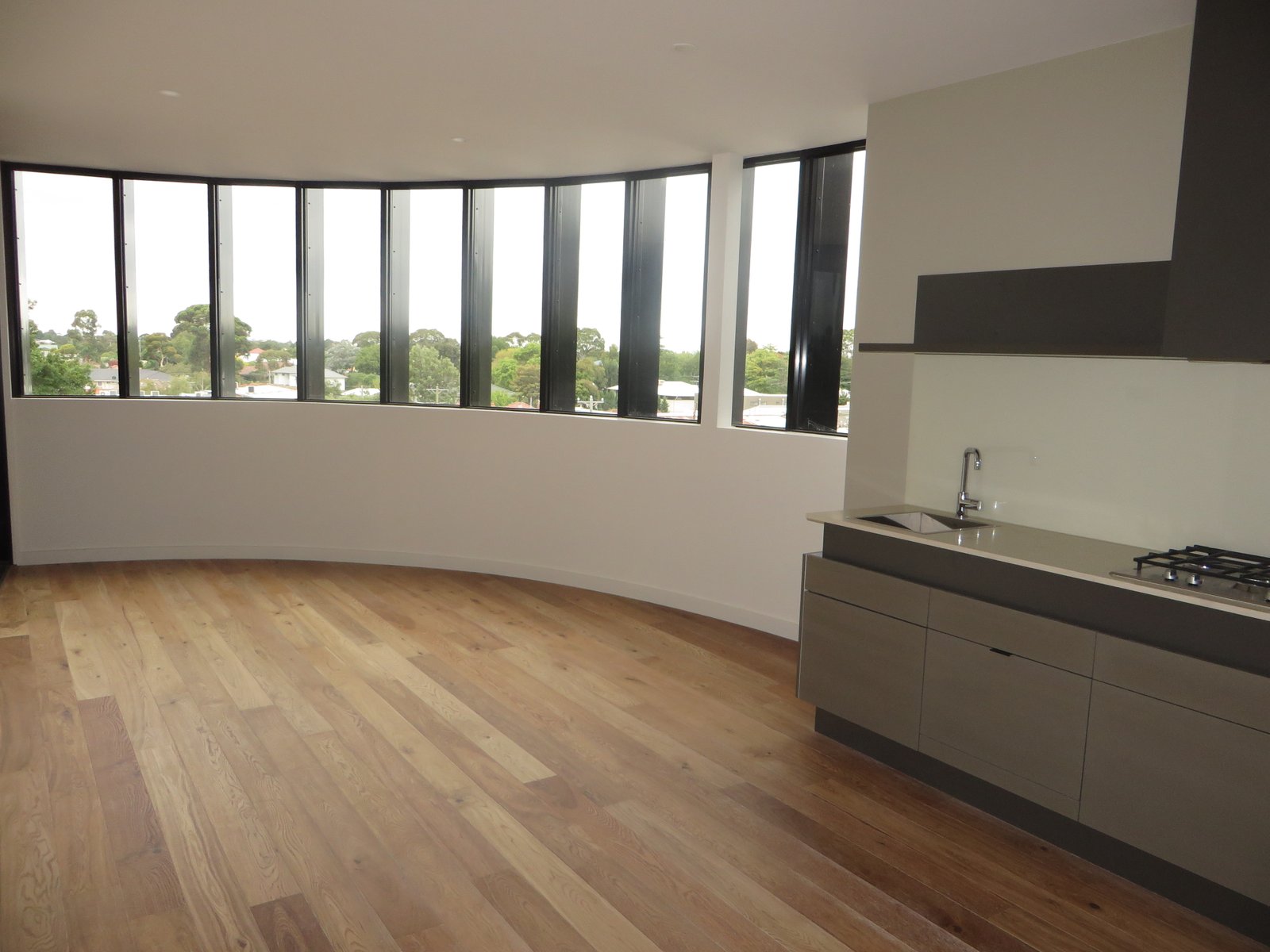 Gallery: 319/218 Bay Road