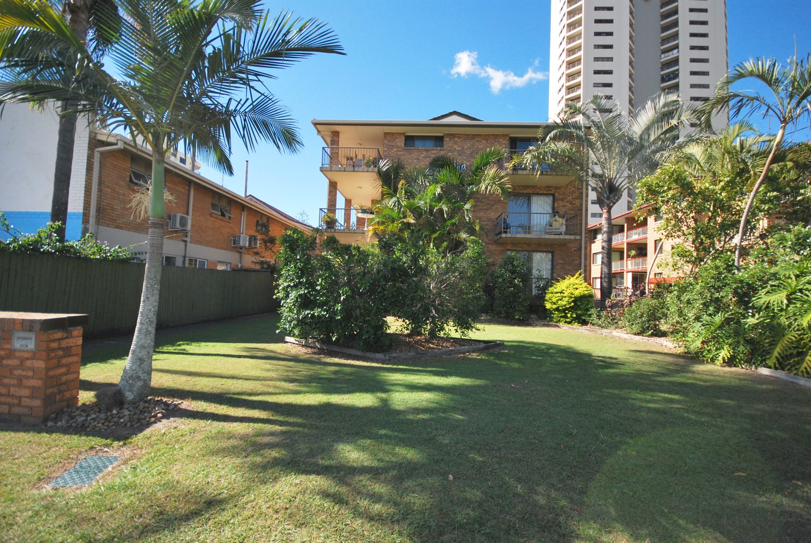 3/1933 Gold Coast Highway BURLEIGH HEADS 1