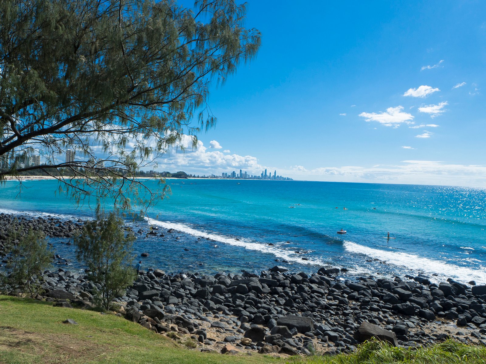 3/1933 Gold Coast Highway BURLEIGH HEADS 10