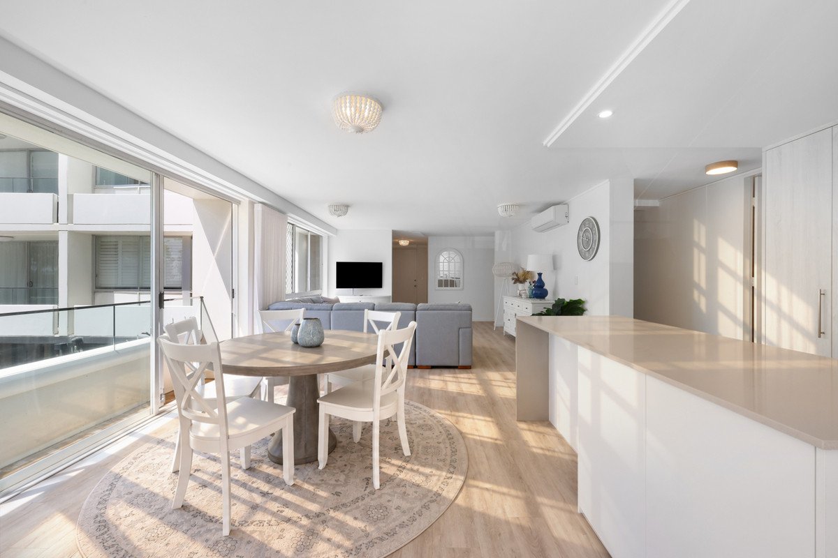 3/194-198 The Esplanade Burleigh Heads 11