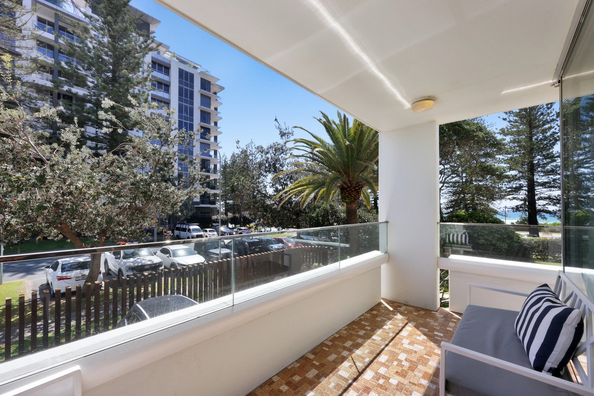 3/194-198 The Esplanade Burleigh Heads 15