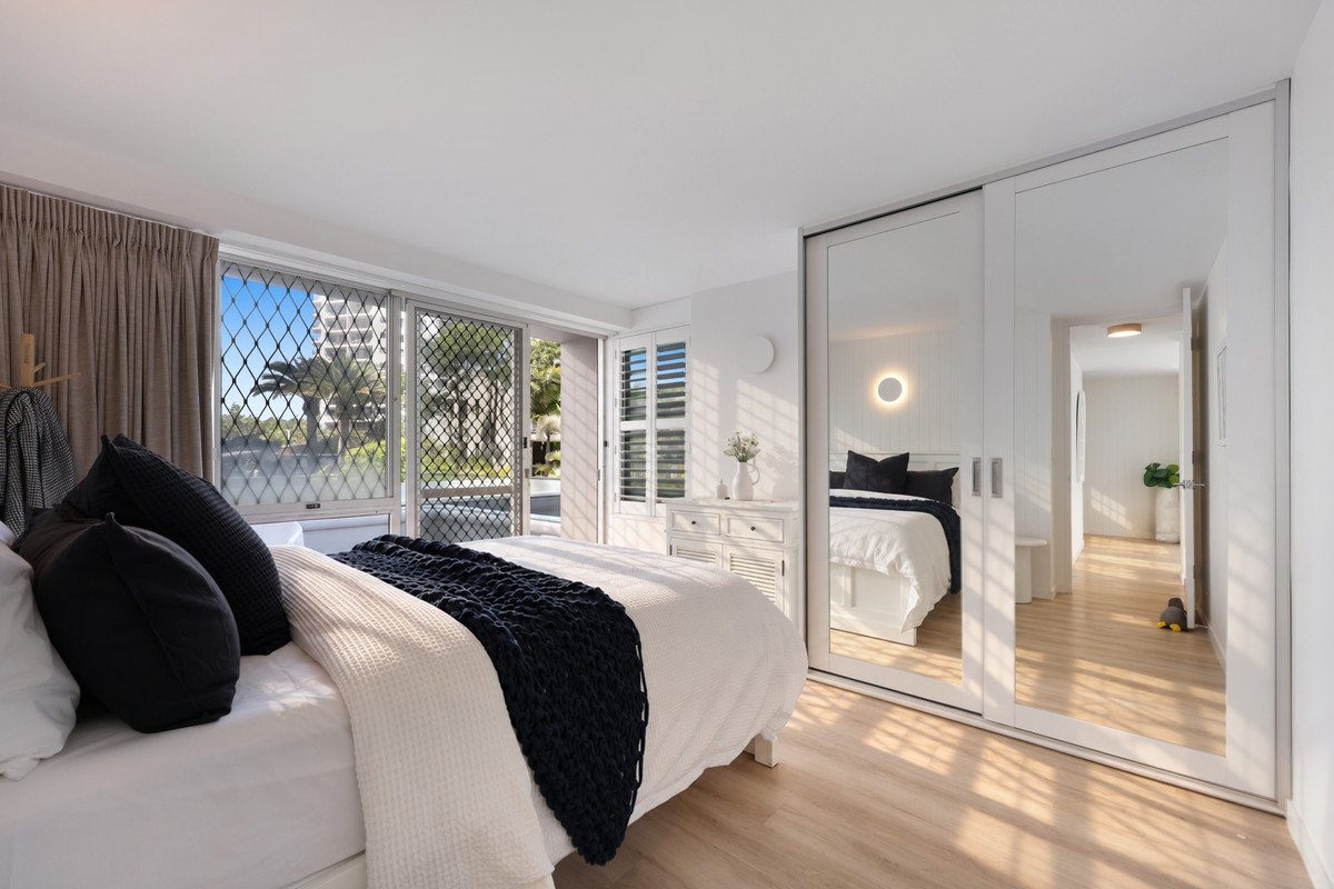 3/194-198 The Esplanade Burleigh Heads 18
