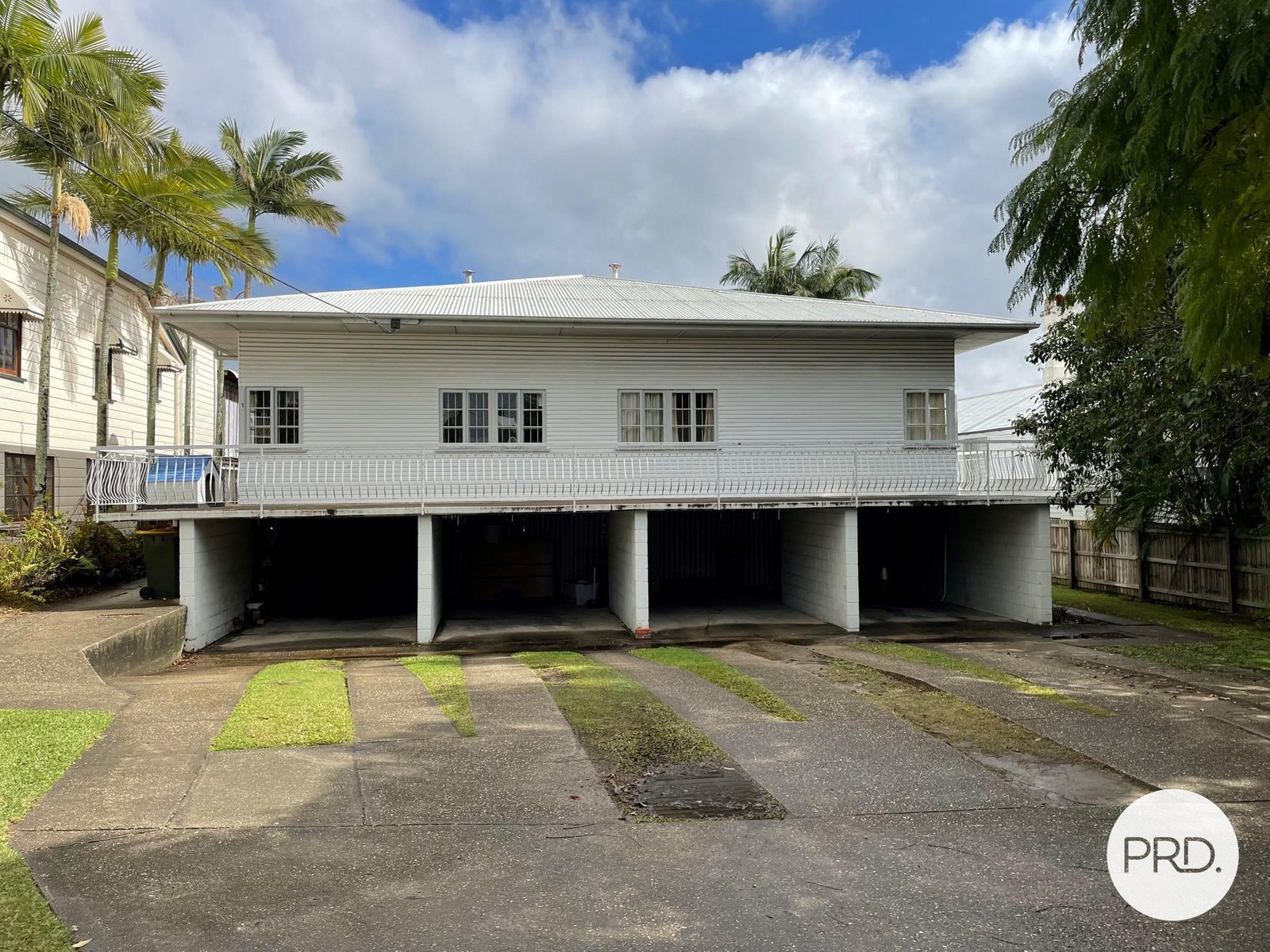 3/196 Bonney Avenue CLAYFIELD 1