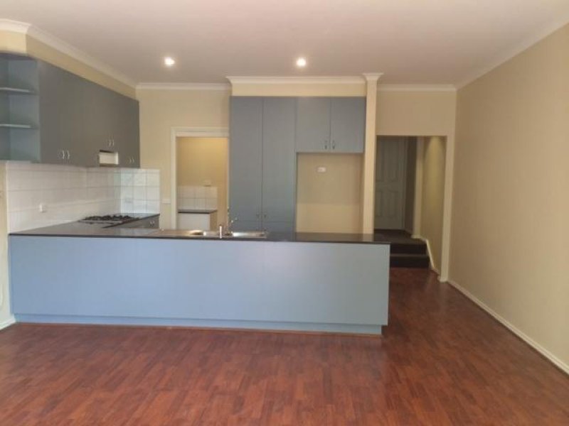 Gallery: 3/196 Nicholson Street