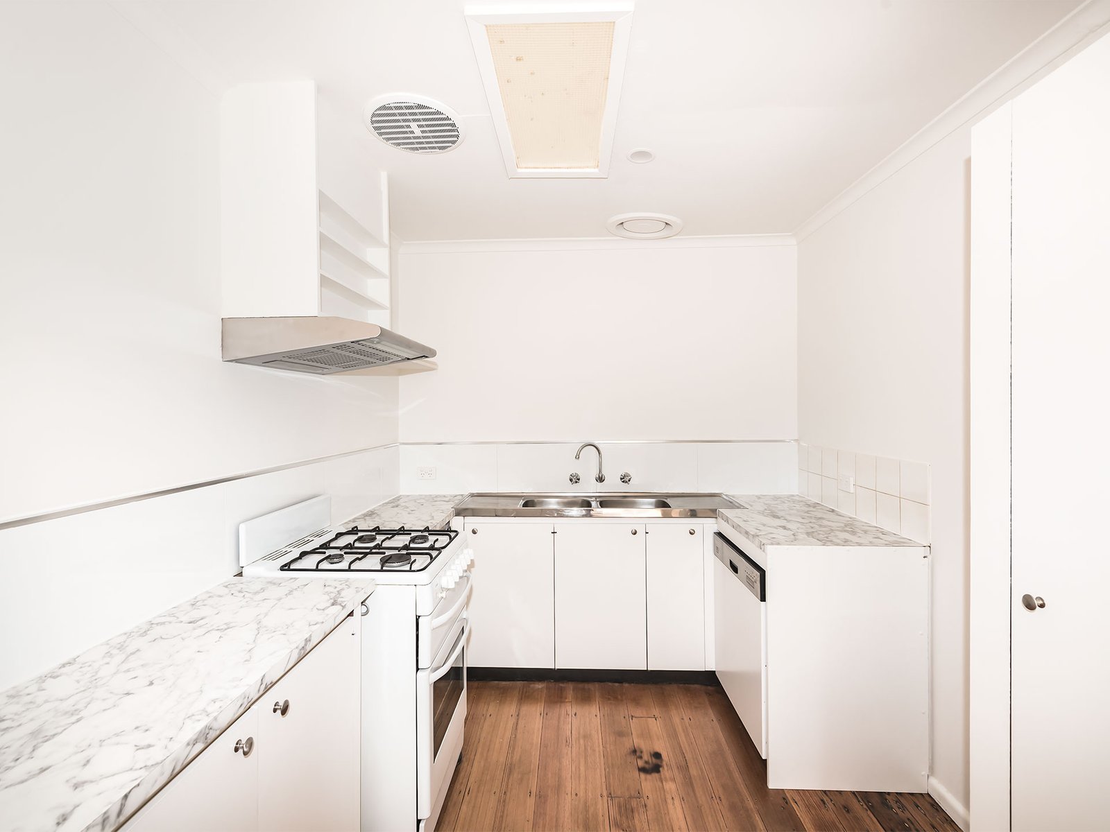 Gallery: 3/198 Bluff Road