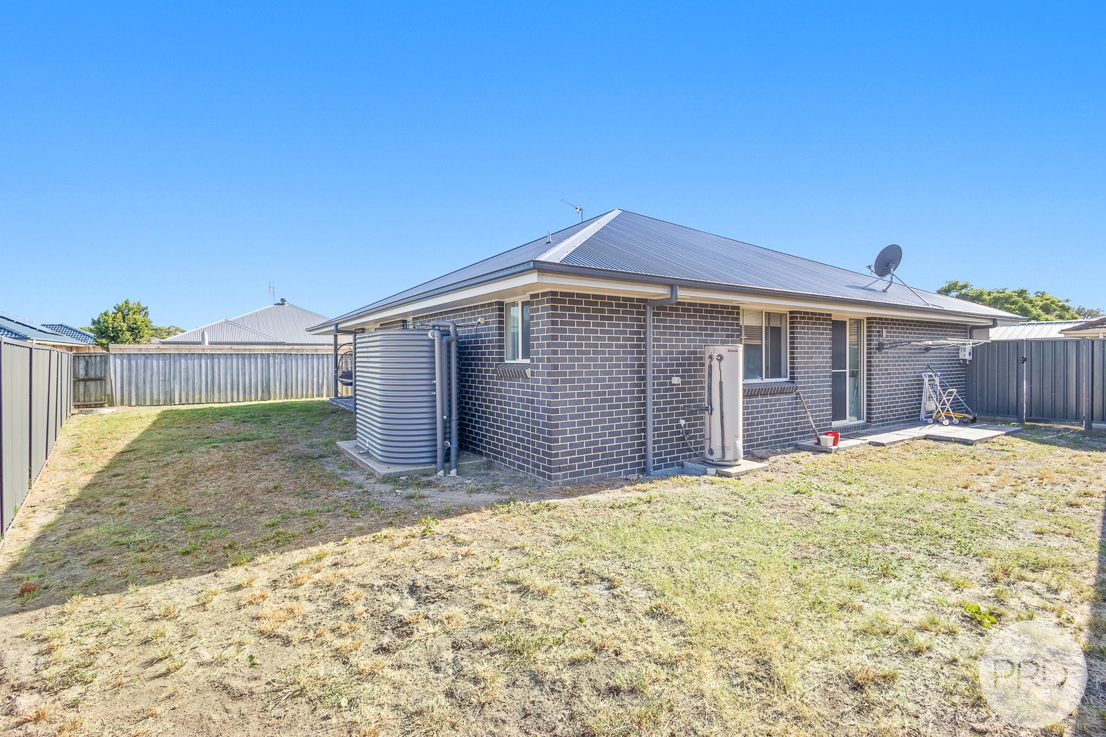 31A Broughton Circuit TANILBA BAY 12