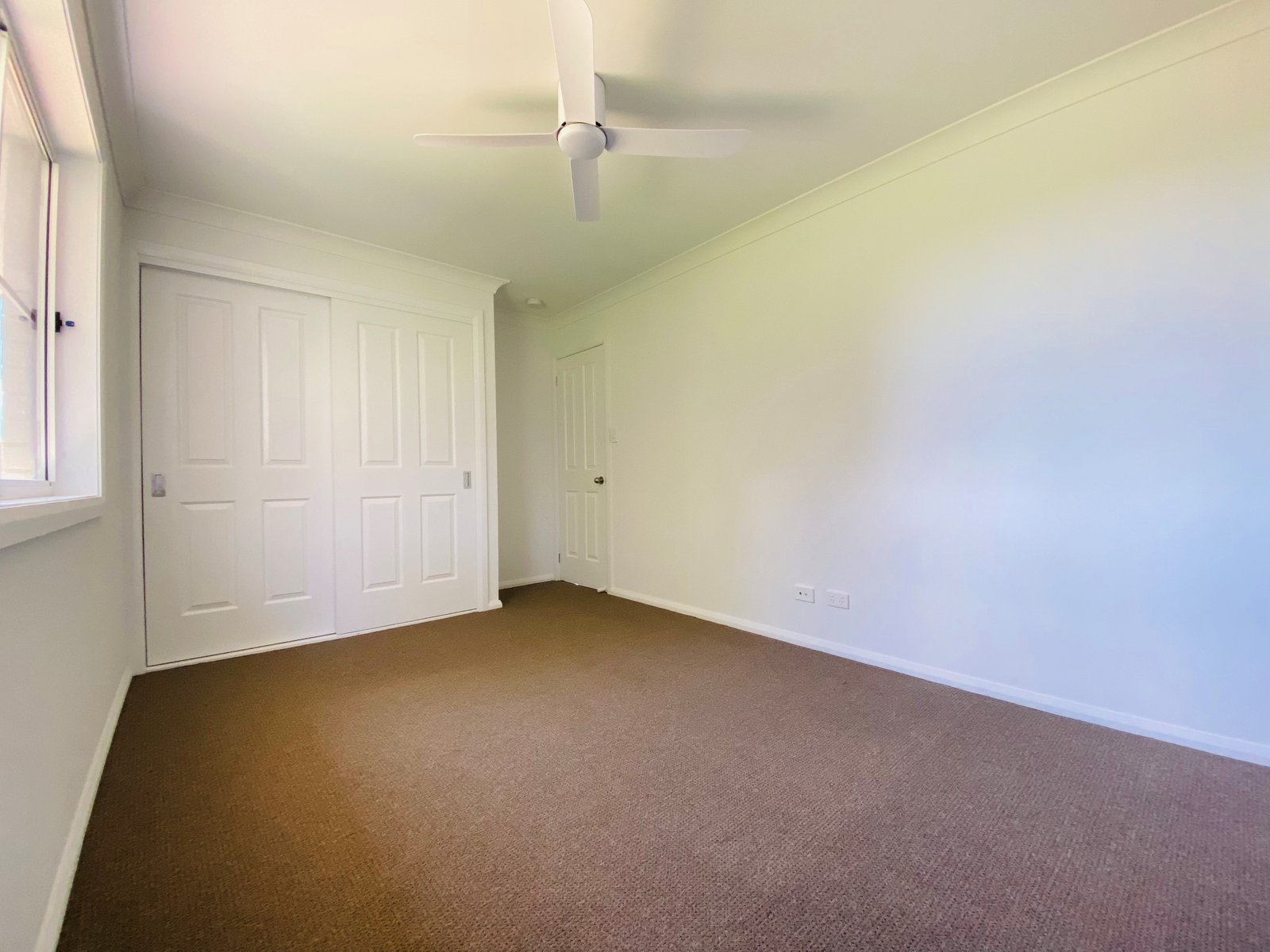 31a Carnegie Place TAMWORTH 4