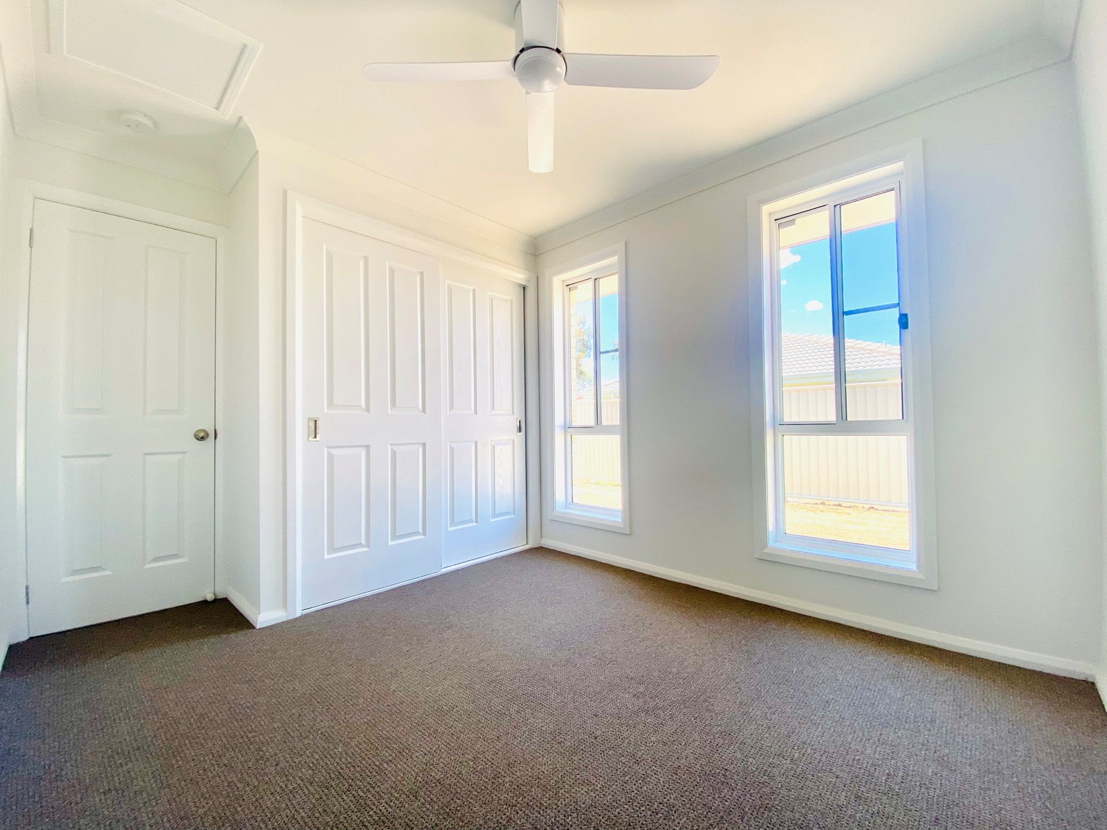 31a Carnegie Place TAMWORTH 5