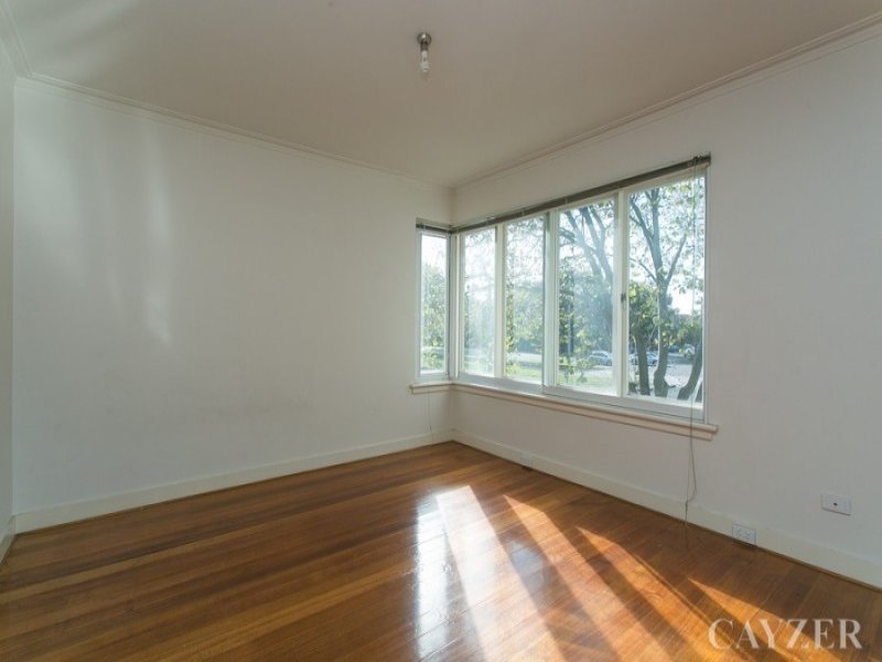 Gallery: 3/1A Lansdowne Road