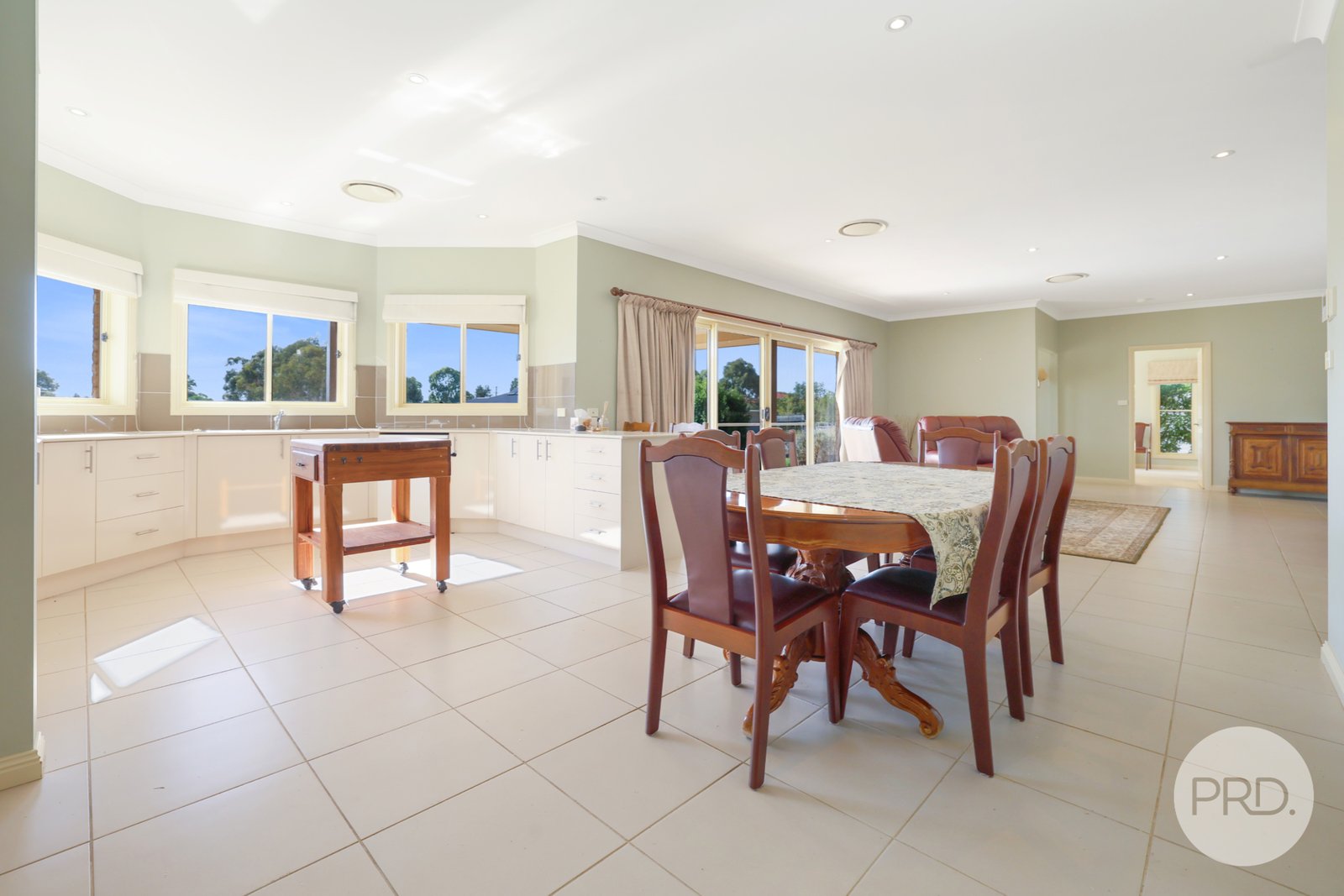 31A Pages Lane TAMWORTH 16