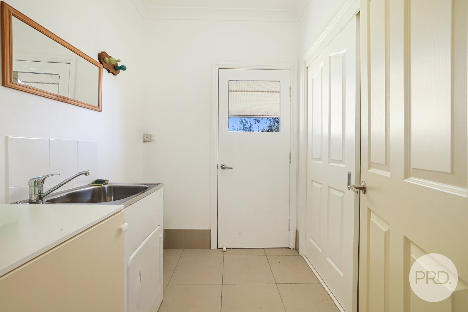 31A Pages Lane TAMWORTH 18