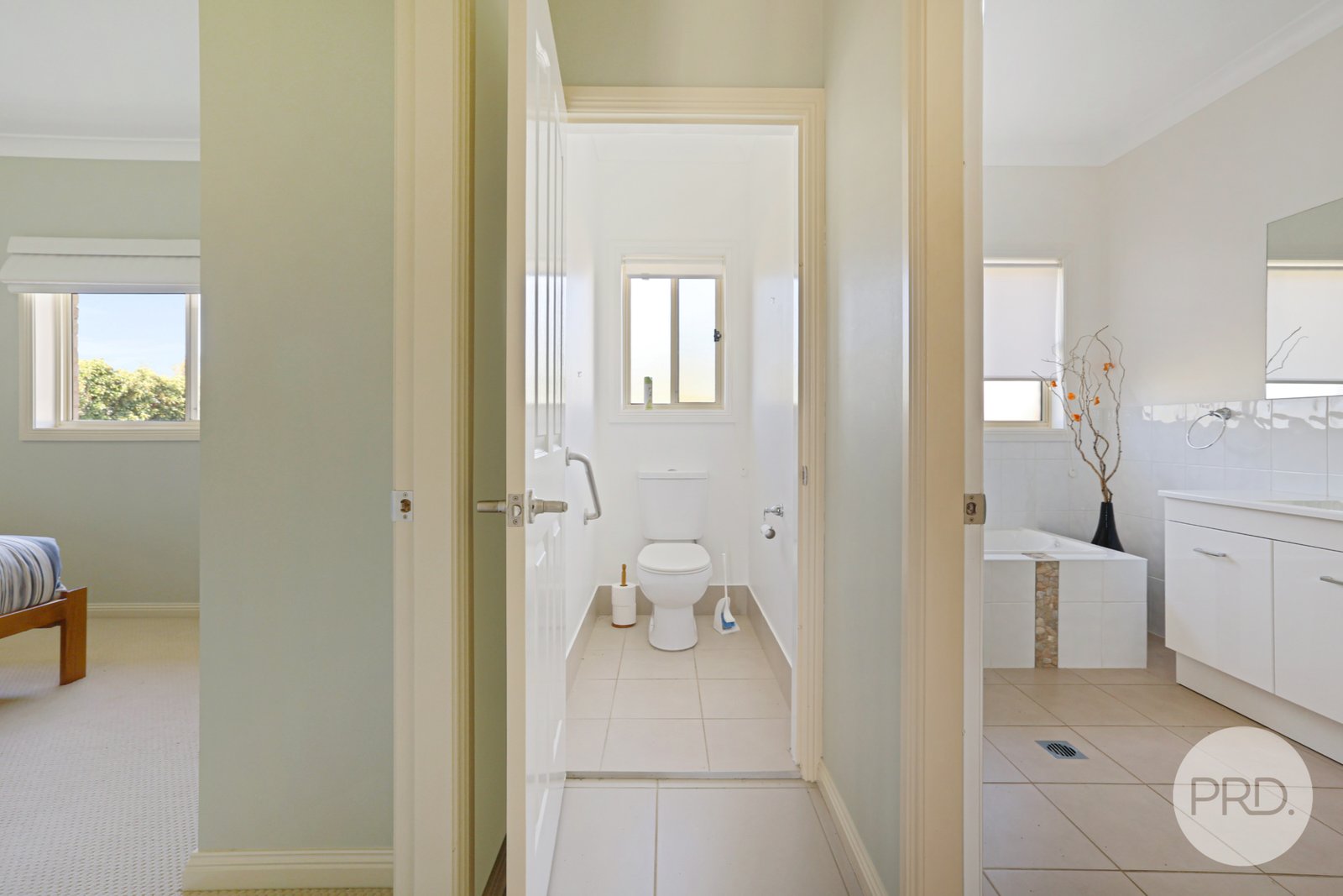 31A Pages Lane TAMWORTH 21