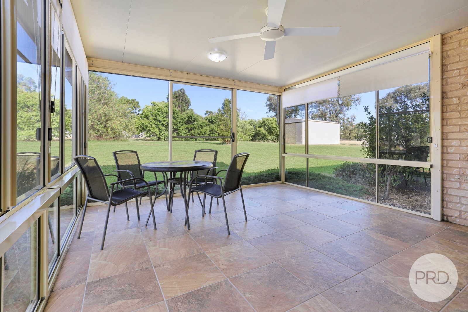 31A Pages Lane TAMWORTH 24