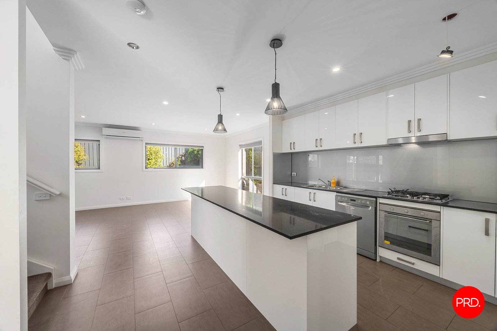 31A Pallett Street GOLDEN SQUARE 4