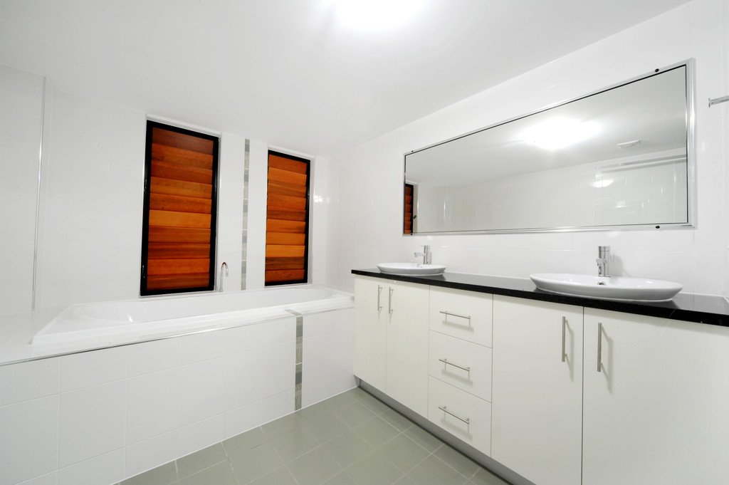 31B Kingfisher Tce  JUBILEE POCKET 8