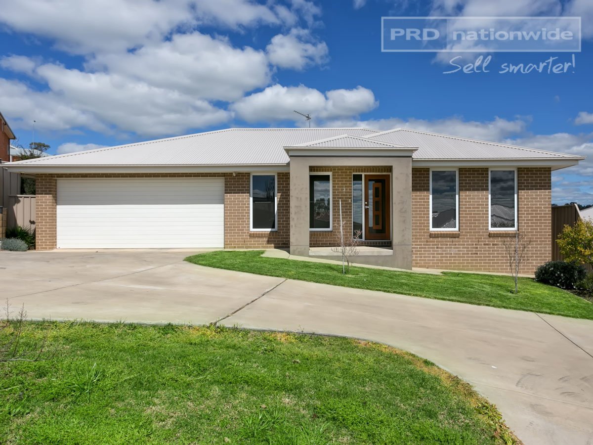 3/2-3 Larra Place BOURKELANDS 1