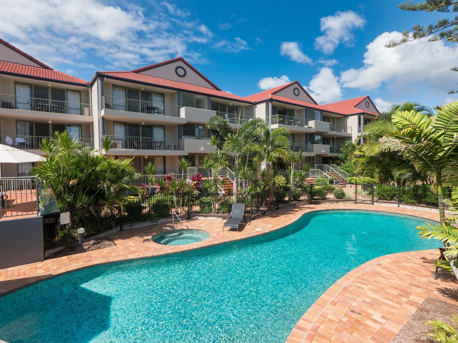 32-36 Montana Road MERMAID BEACH 2