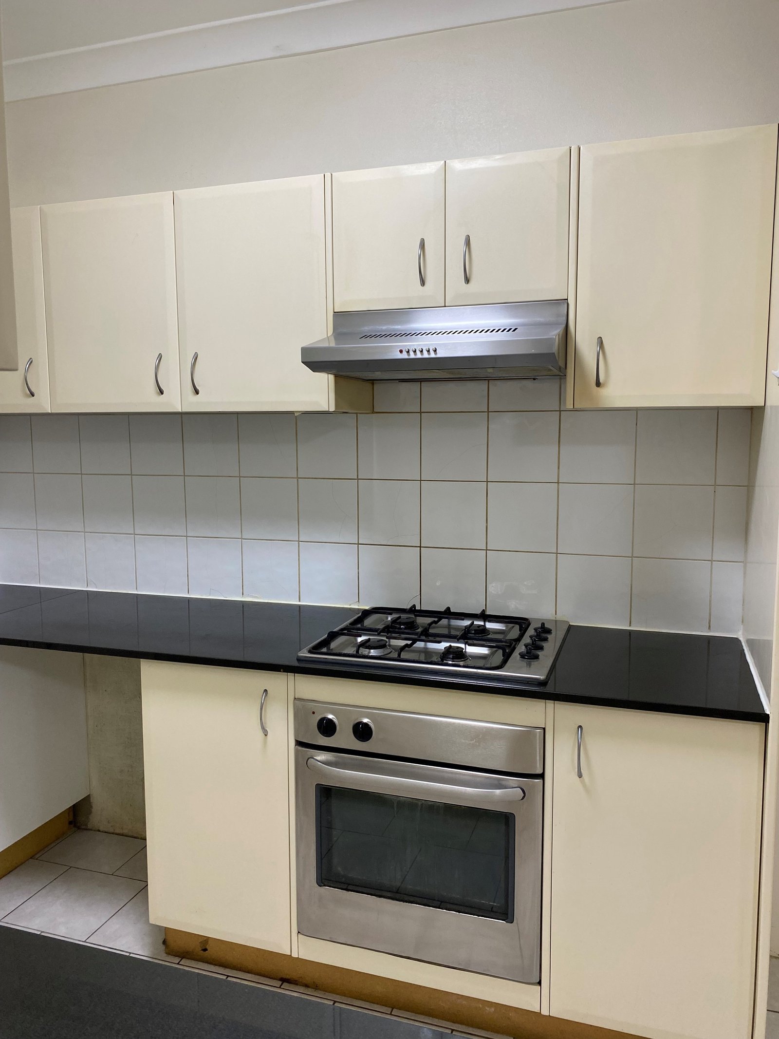 3/2-4 Lister Avenue ROCKDALE 3