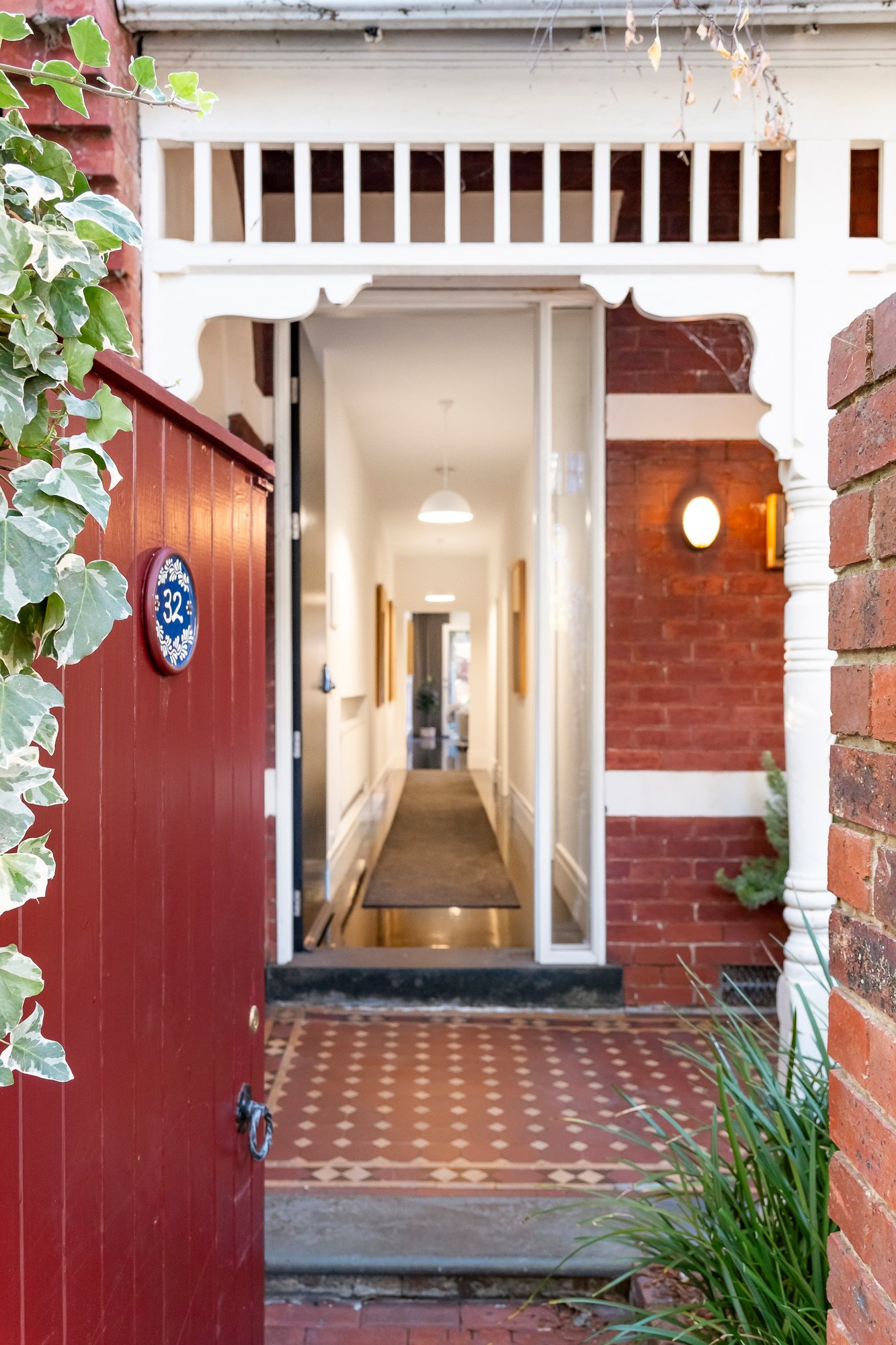 Gallery: 32 Acland Street