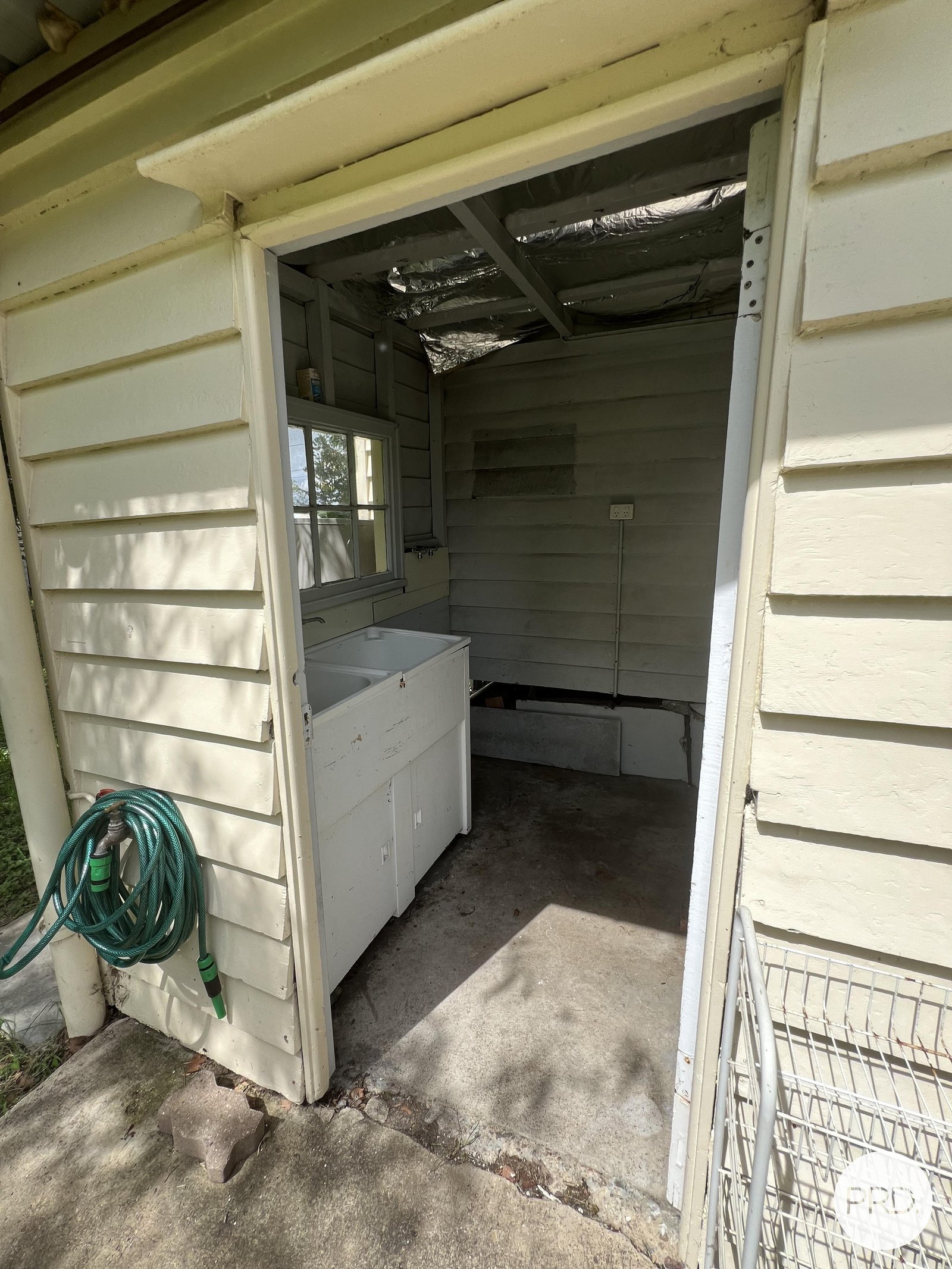 32 Albert Street ROSEWOOD 9